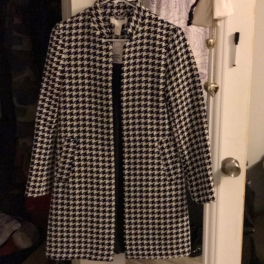 Houndstooth coat